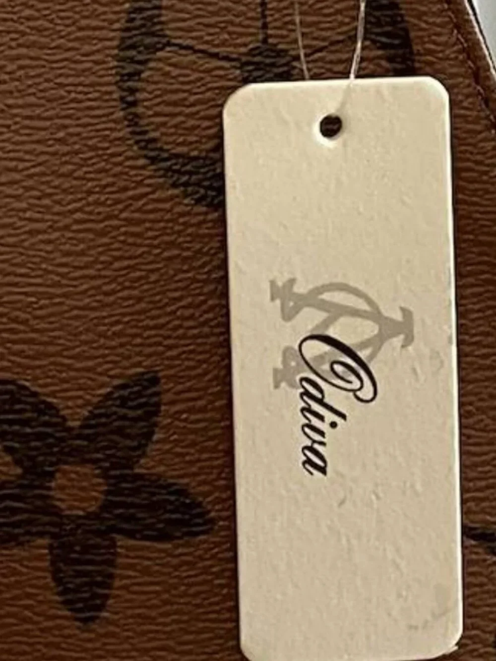 Woman's Odiva Make-Up Bag=Brown